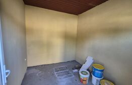 Casa cu 3 camere de , 200 mp, teren 3286 mp, localitatea Jankmajtis, Ungaria