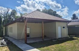 Casa cu 3 camere de , 200 mp, teren 3286 mp, localitatea Jankmajtis, Ungaria