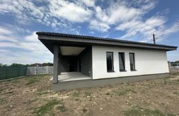 Casa plan parter, 125 mp utili, 450 mp teren, zona Lazuri 