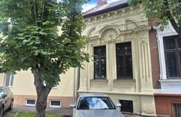 Apartament cu 5 incaperi, 120 mp, zona Ultracentral