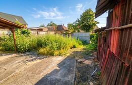 Casa cu 2 camere de vanzare, 50 mp, teren 335 mp, strada Mara, zona Piata Mica 