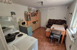Casa cu 3 dormitoare de vanzare, 95 mp, teren 584 mp, zona Closca