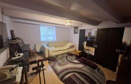 Casa cu 3 camere, 218 mp, zona Lazuri