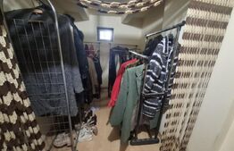 Casa cu 3 camere, 218 mp, zona Lazuri