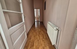 Birou de inchiriat, 39 mp, zona Ultracentrala, cladire autorizata PSI