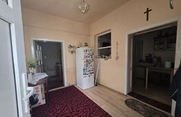Casă de vanzare, 95 mp, zona Baritiu Satu Mare