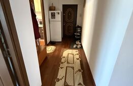 Apartamen 3 camere, 65 mp, zona Micro 16