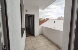 Apartament cu 2 camere, 70 mp, etaj 1, parcare privata, zona Semicentral