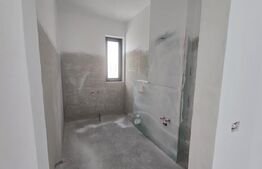 Apartament 3 camere, 70.70 mp, zona Micro 16