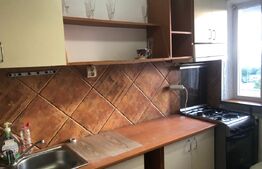 Apartament 3 camere decomandat , 70 mp. , bloc cu lift , zona M15