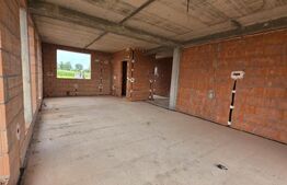 Casa 4 camere, 111 mp, 440 mp teren, zona Micro 16