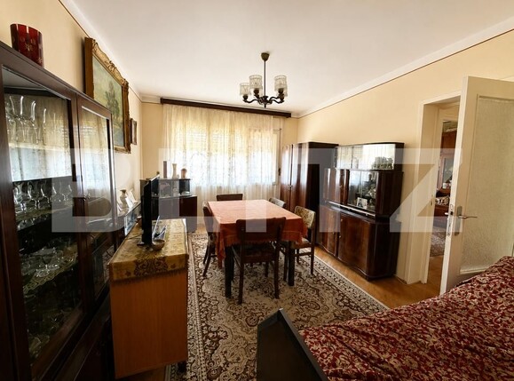 Apartament de vânzare 4 camere Careiului - 200466AV | BLITZ Satu Mare | Poza1
