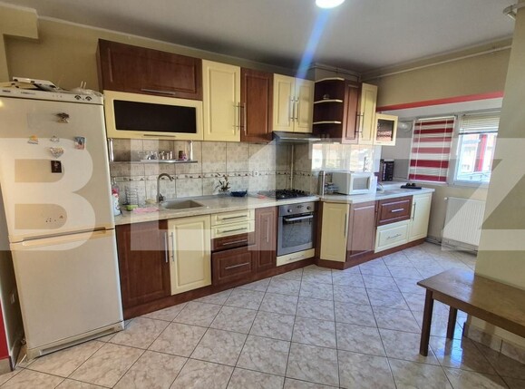 Apartament de vânzare 3 camere Carpati 2 - 200582AV | BLITZ Satu Mare | Poza4