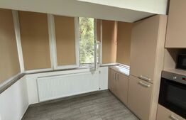 Apartament cu 3 camere, 85 mp, etaj 1, loc de parcare, Str. Ostrovului