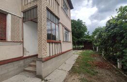 Casa de vanzare, 176 mp, 11 ari teren, Gheorghe Baritiu
