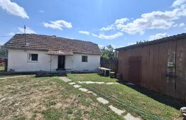 Casa cu anexa de vanzare,zona Micula