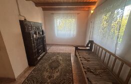 Casă de vânzare 77mp utili, teren 10 ari , zona Viile Satu Mare