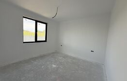Casa cu 4 camere, 110 mp, zona Odoreu
