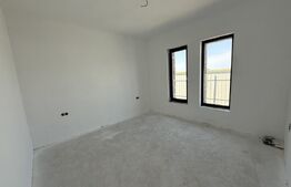 Casa cu 4 camere, 110 mp, zona Odoreu
