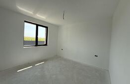 Casa cu 4 camere, 110 mp, zona Odoreu