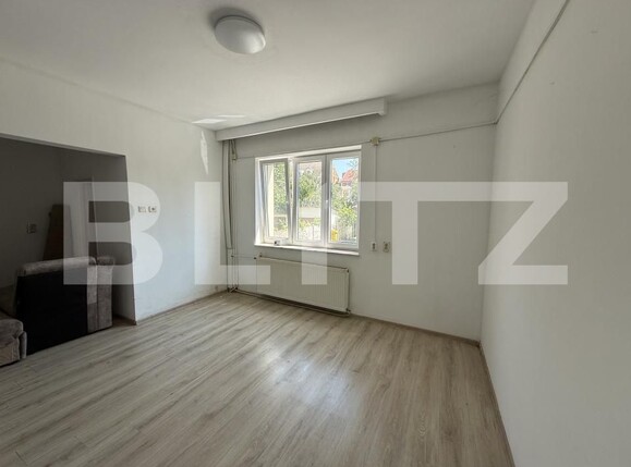 Casa de închiriat 6 camere Semicentral - 202312CI | BLITZ Satu Mare | Poza3