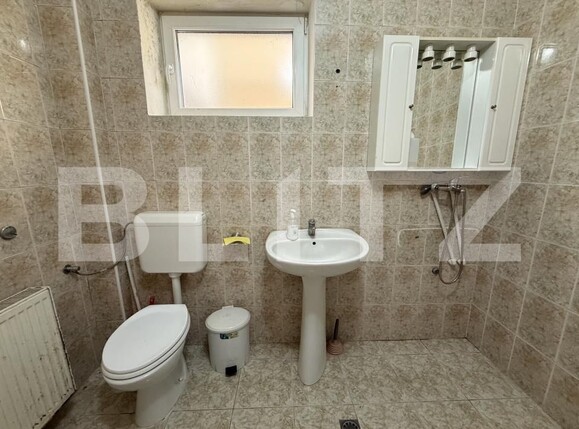 Casa de închiriat 6 camere Semicentral - 202312CI | BLITZ Satu Mare | Poza12
