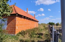 Casa cu 2 camere, 58 mp, zona Domănești