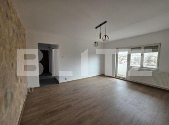 Apartament de închiriat 3 camere Micro 16 - 203403AI | BLITZ Satu Mare | Poza1