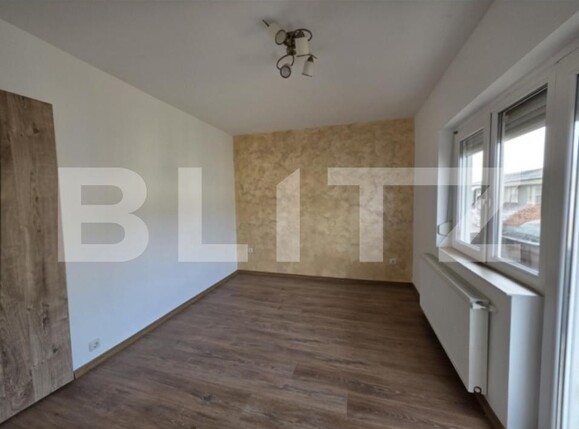 Apartament de închiriat 3 camere Micro 16 - 203403AI | BLITZ Satu Mare | Poza2