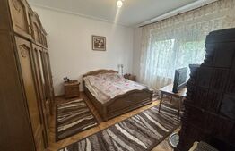Apartament de vanzare, 160 mp, teren 165 mp, zona Strandului 