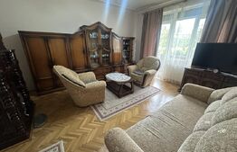 Apartament de vanzare, 160 mp, teren 165 mp, zona Strandului 