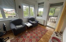 Apartament de vanzare, 160 mp, teren 165 mp, zona Strandului 