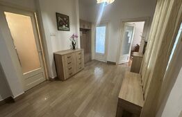 Apartament de vanzare, 160 mp, teren 165 mp, zona Strandului 