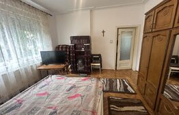 Apartament de vanzare, 160 mp, teren 165 mp, zona Strandului 