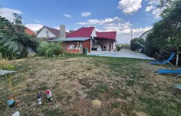 Casa cu 3 dormitoare de vanzare, 105 mp, teren 1810 mp, Botiz