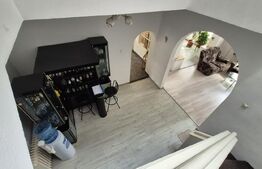 Casa cu 6 camere de vanzare, 245,70 mp, teren 525 mp, zona Bulevardului Closca