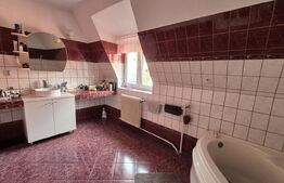 Casa cu 6 camere de vanzare, 245,70 mp, teren 525 mp, zona Bulevardului Closca