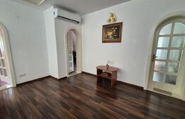 Casa cu 6 camere de vanzare, 245,70 mp, teren 525 mp, zona Bulevardului Closca