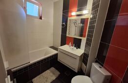 Apartament cu 3 camere de vanzare, zona Micro 16