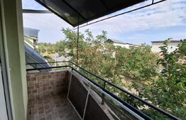 Apartament cu 3 camere de vanzare, zona Micro 16