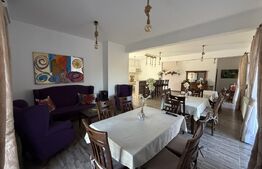 Pensiune cu 4 camere, teren 1590 mp, zona Lazuri