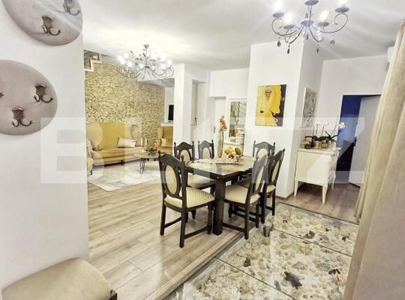 Apartament de vânzare 4 camere Ultracentral - 203800AV | BLITZ Satu Mare | Poza2