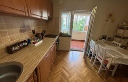 Apartament 3 camere de vânzare , 75 mp, Cartierul Carpați II