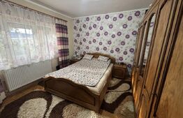 Apartament 3 camere de vânzare , 75 mp, Cartierul Carpați II