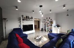Casa cu 7 camere, 250 mp, curte, zona Dorolt