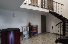 Casa cu 7 camere, 250 mp, curte, zona Dorolt