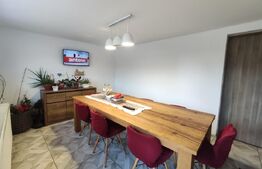Casa cu 7 camere, 250 mp, curte, zona Dorolt