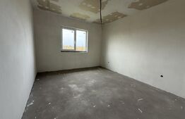 Casa 4 camere, 130 mp, zona Odoreu