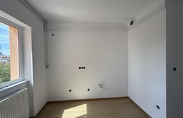 Apartament cu 4 camere, 84 mp, zona Semicentrală