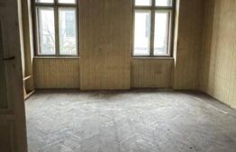 Apartament cu 3 camere, 89.40 mp, zona Centrala